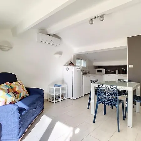 Farigoule Clim Wifi Acces Privatif Jardin Piscine Parking Appartement